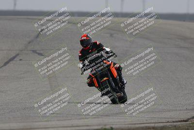 media/Nov-29-2025-TrackDaz (Sat) [[10ae2d9bce]]/B Group/Session 3 (Outside Grapevine)/